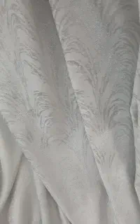 پرده کتان سفید و نقره ای طرح دار(شاین دار)