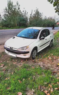 پژو ۲۰۶ اتومات مدل ۸۷ تیپ۶ V9