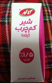 24 عدد شیر پاکتی کوچک . تاریخ انقضا تا برج 10
