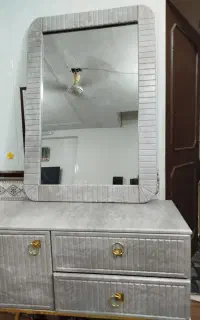 میز آرایش دکور ارایشگاه