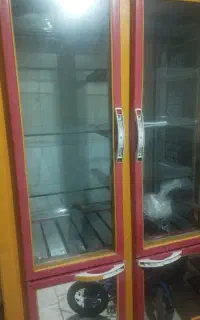 یخچال ویترینی