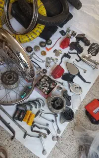 لوازم و قطعات موتورسیکلت هندا ۱۲۵ و تریل هم ۷۰