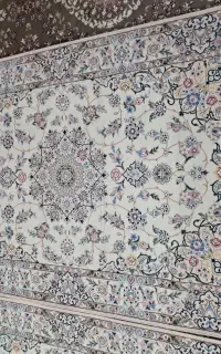 قالی دستبافت نائینی