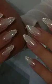 60%آف روز دختر خدمات حرفه ای ناخن فردا