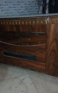 میز مدیریت  بسیار سالم  در حد با شیشه