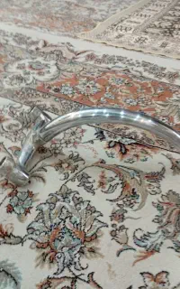 یک عدد شیر دستشویی