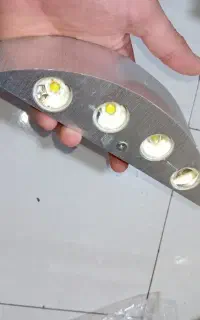دکوراتیو نیم دایره ۸وات سفید