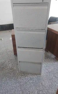 فایل فلزی