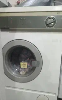 لباسشویی درحد نو  برند ارج