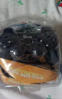 دسته بازی کامپیوتریو لپ تاب سیم دار