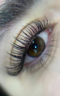 تمامی خدمات اکستنشن مژه با قیمت استثنایی