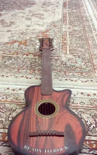 گیتار بچه گانه نو سالم بدون خط و خش
