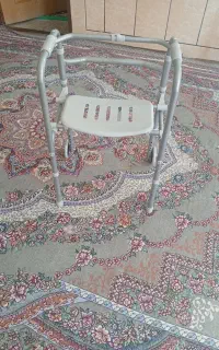 واکر چرخ دار نو