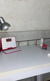 میز سفید نو