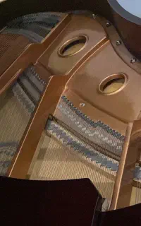 پیانوی گراند پرزینا