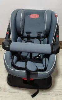 صندلی ماشین