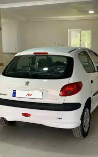 ۲۰۶ تیپ ۲ مدل ۹۸ درحدصفر