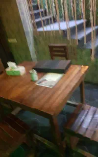 فروش میز ۴ نفره.