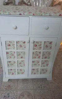 میزخیاطی و اتو