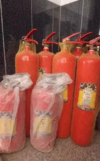 کپسول آتش‌نشانی co2 و پودری