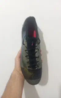 استوک دست دو کلا دوبار پا خورده