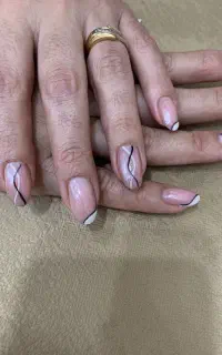کاشت لمینت ترمیم لاکژل ناخن