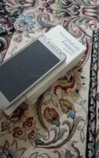 گوشی j5پرو
