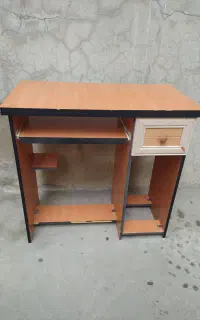 میز کامپیوتر