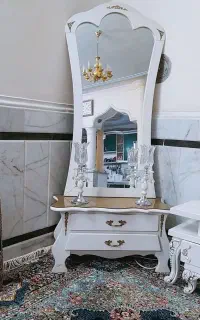 اینه و شمعدان