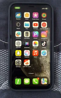 ایفون11نرمال