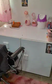 تخت و کمد  میز تحریر