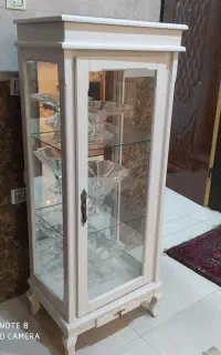 کمد بوفه همراه ظروف پذیرایی