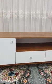 میز تلوزیون سالم و جدید