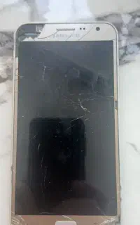 گوشی‌j7ال سی دی شکسته