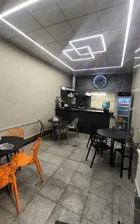 میر و صندلی غذا خوری و فست فود