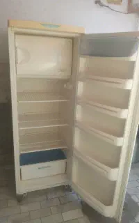 یخچال هتلی و غیره