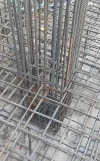 کارگر آرماتوربند قالب بندم