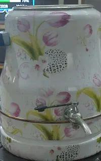 کتری شیر دار