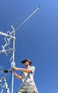 نصب و تنظیم آنتن و تلوزیون.تلفن ایفون تخصصی