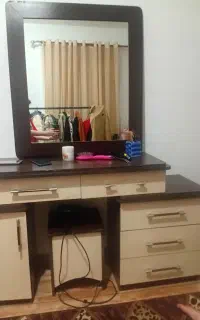کمد میزاارایش ساعت