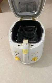 سرخ‌کن بلک اند دکر Black+Decker مدل EF40