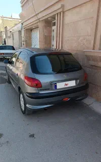 ۲۰۶ تیپ ۳  مدل ۸۳