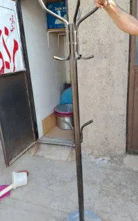چوب لباسی ایستاده