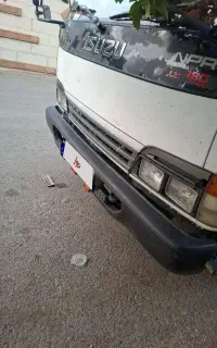 ایسوزو خیلی استثنایی مدل هشتاد و چهار
