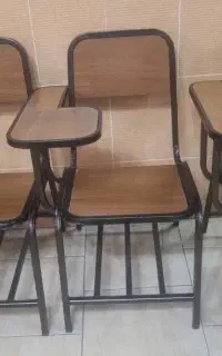 صندلی دسته دار