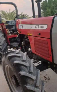 تراکتور مدل ۴۰۳