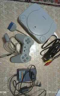 پلی وان ps one