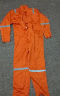 لباس کار نو نارنجی