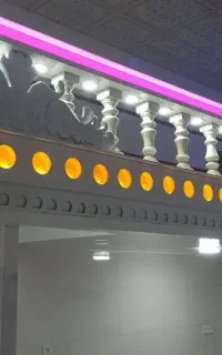 استاد کار کاشی سرامیک ونما ابزار  ونورمخفی.ساختمان