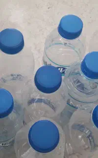 بطری اب معدنی کوچک